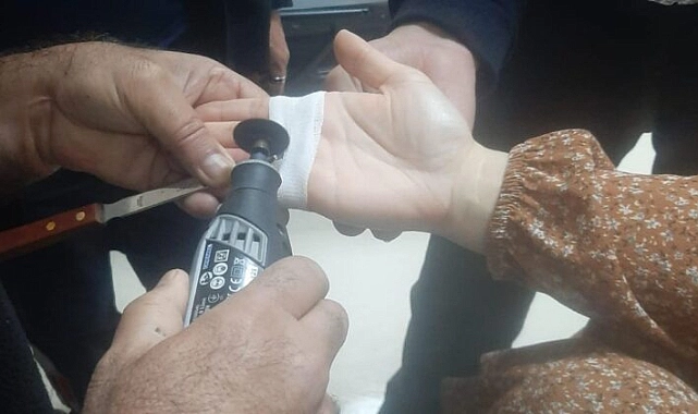 Bingol De Parmagina Alyans Sikisti Itfaiye Kurtardi 9571