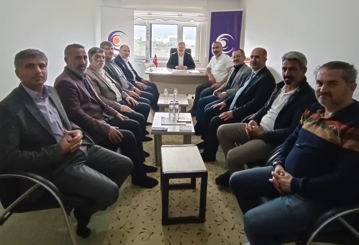 Hüda Par Zi̇yaretler (1)