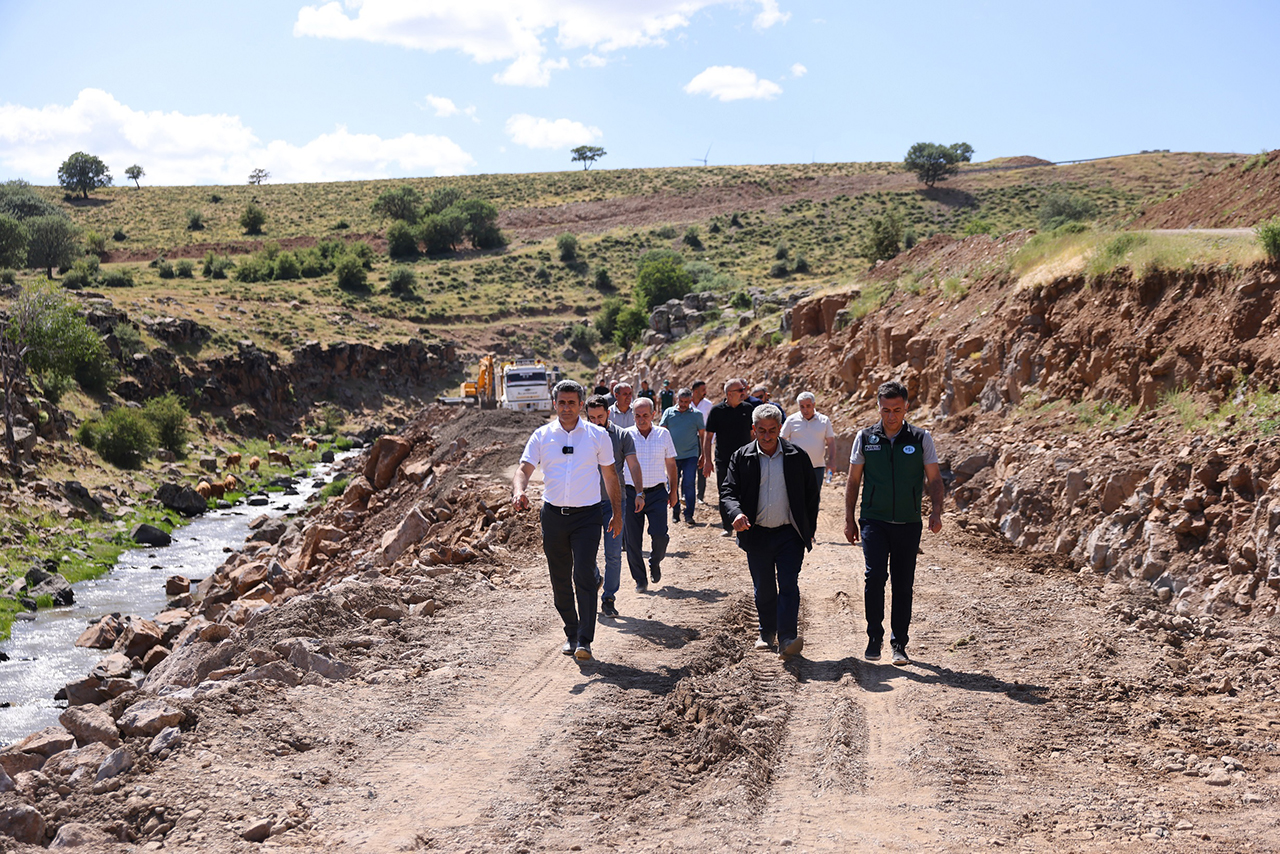 İçme Suyunun Bingöl’e Ulaşmasına 4,5 Kilometre Kaldı (2)