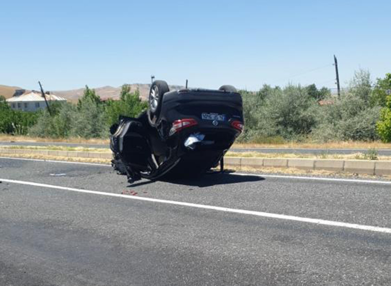 Bi̇ngöl Elaziğ Yolu Kaza