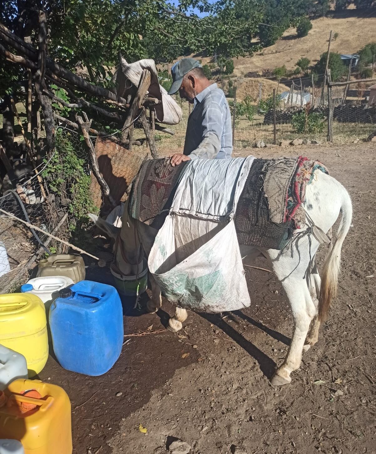 Adakli Erler Köyü Yol Ve İçme Suyu Sorunu (7)