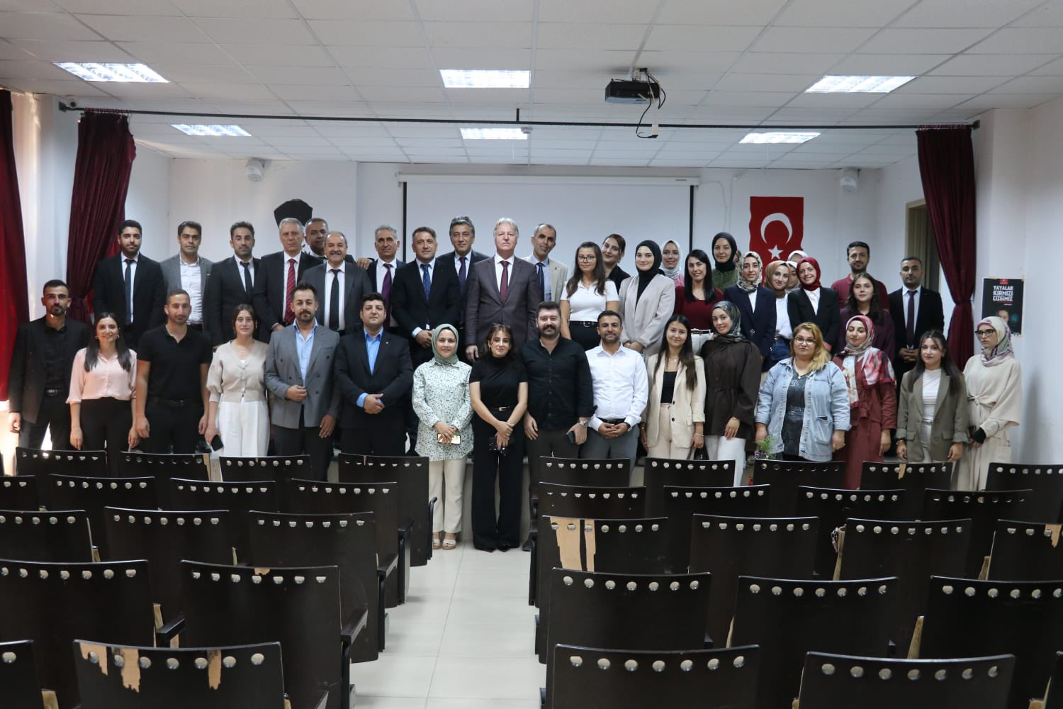 Mi̇lli̇ Eği̇ti̇m Müdürü Adakli Zi̇yareti̇ (2)