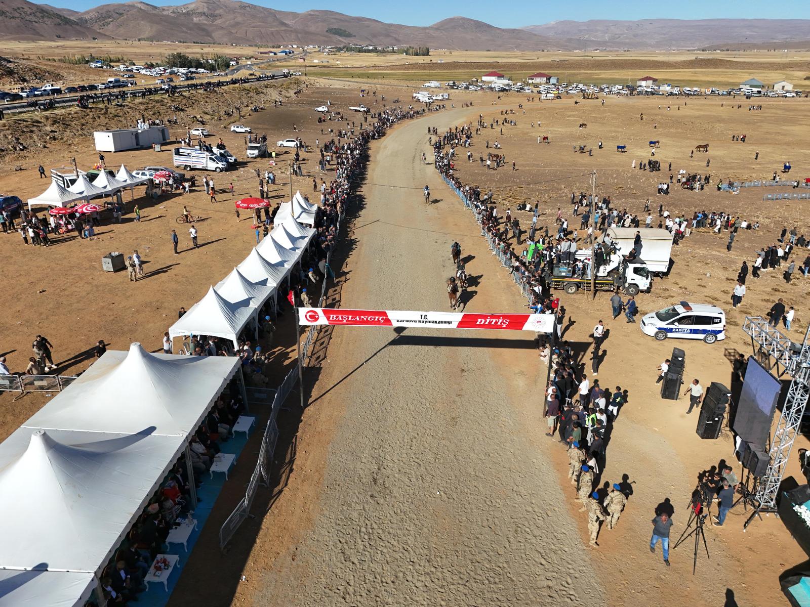 G2Bu5H K Wc A Ap Zj V