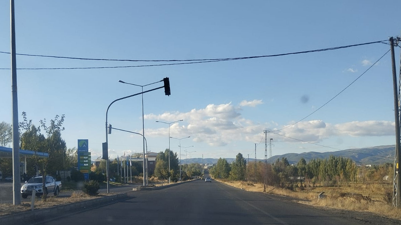 Trafik Işığı Çilesi