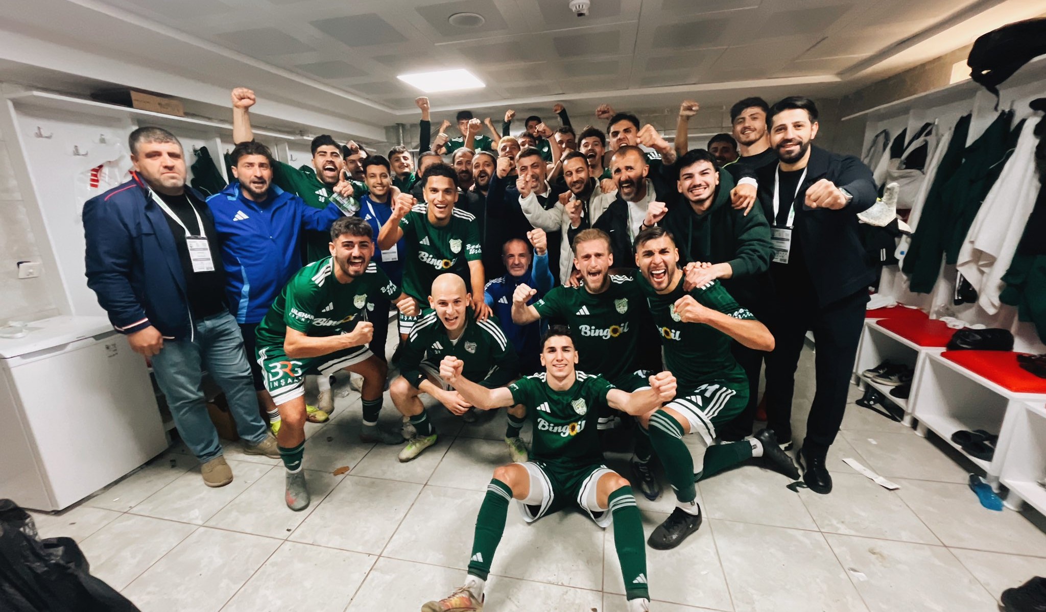 12 Bingölspor Gol Olup Yağdı (2)