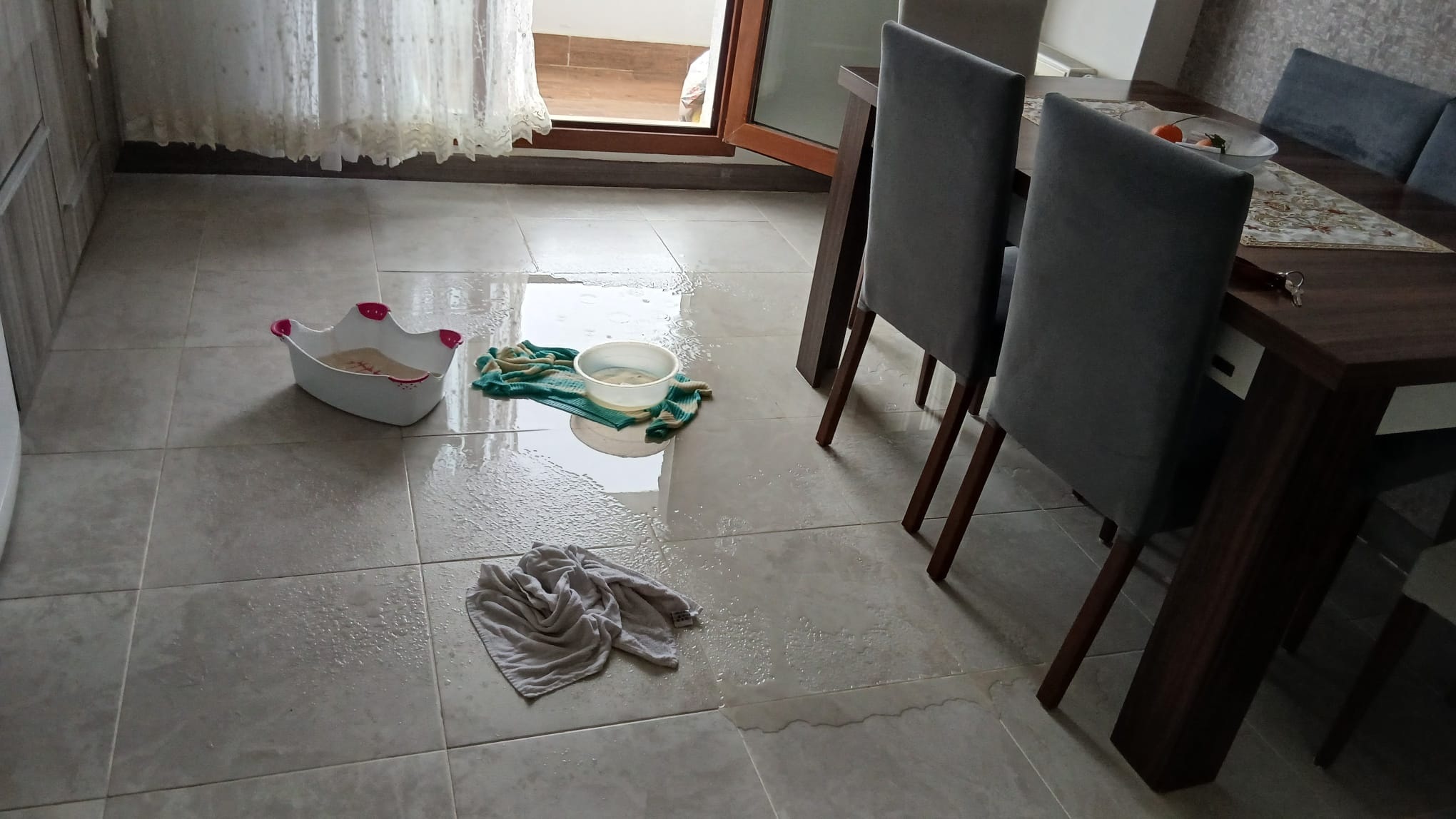 Toki̇ Konutlarının İçi Suyla Doldu! (1)