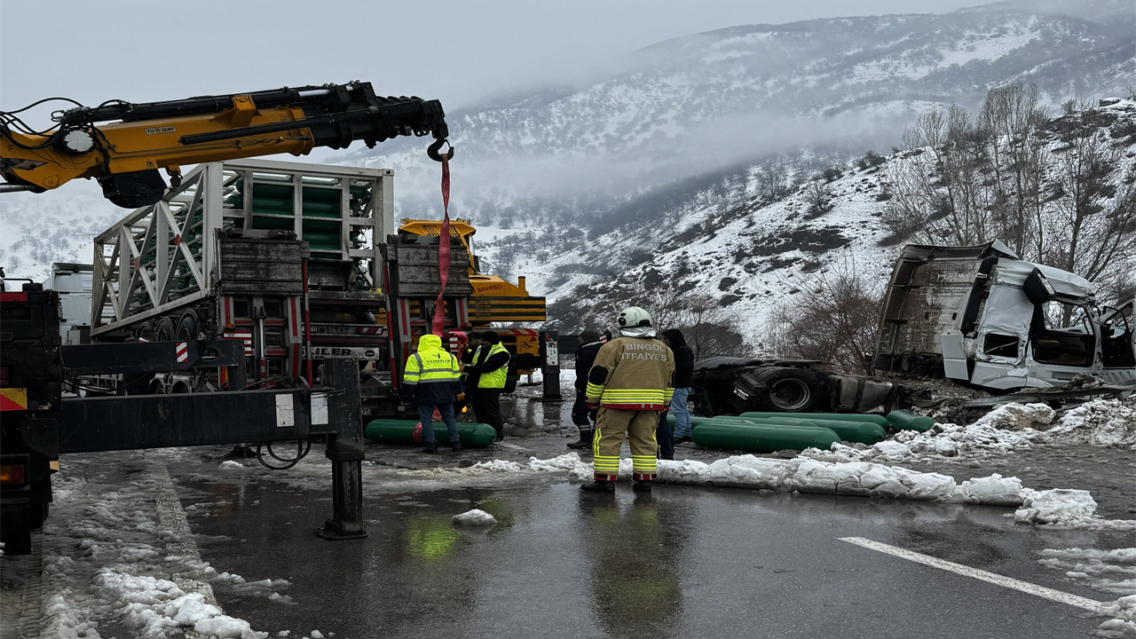 Karliova Yolunda Korkutan Kaza1