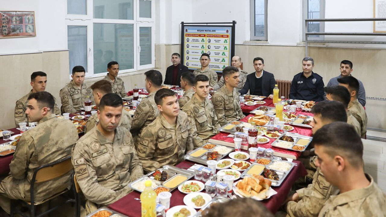 Mehmetçi̇k İftar2