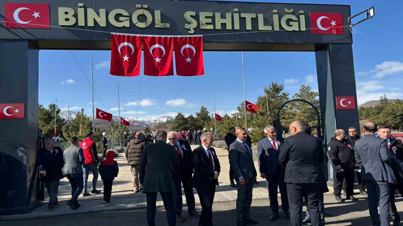 Şehi̇tler Anildi1