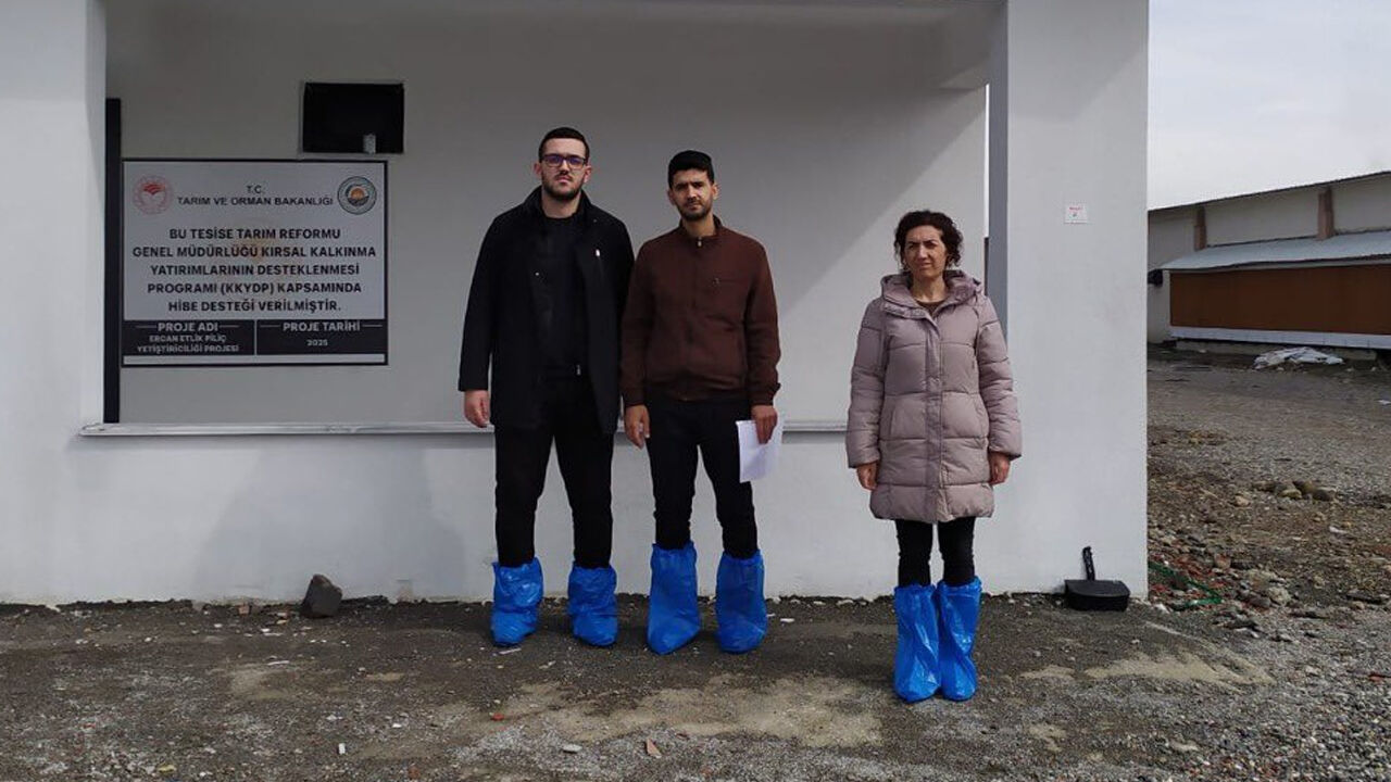 Tavuk Çi̇ftli̇kleri̇1