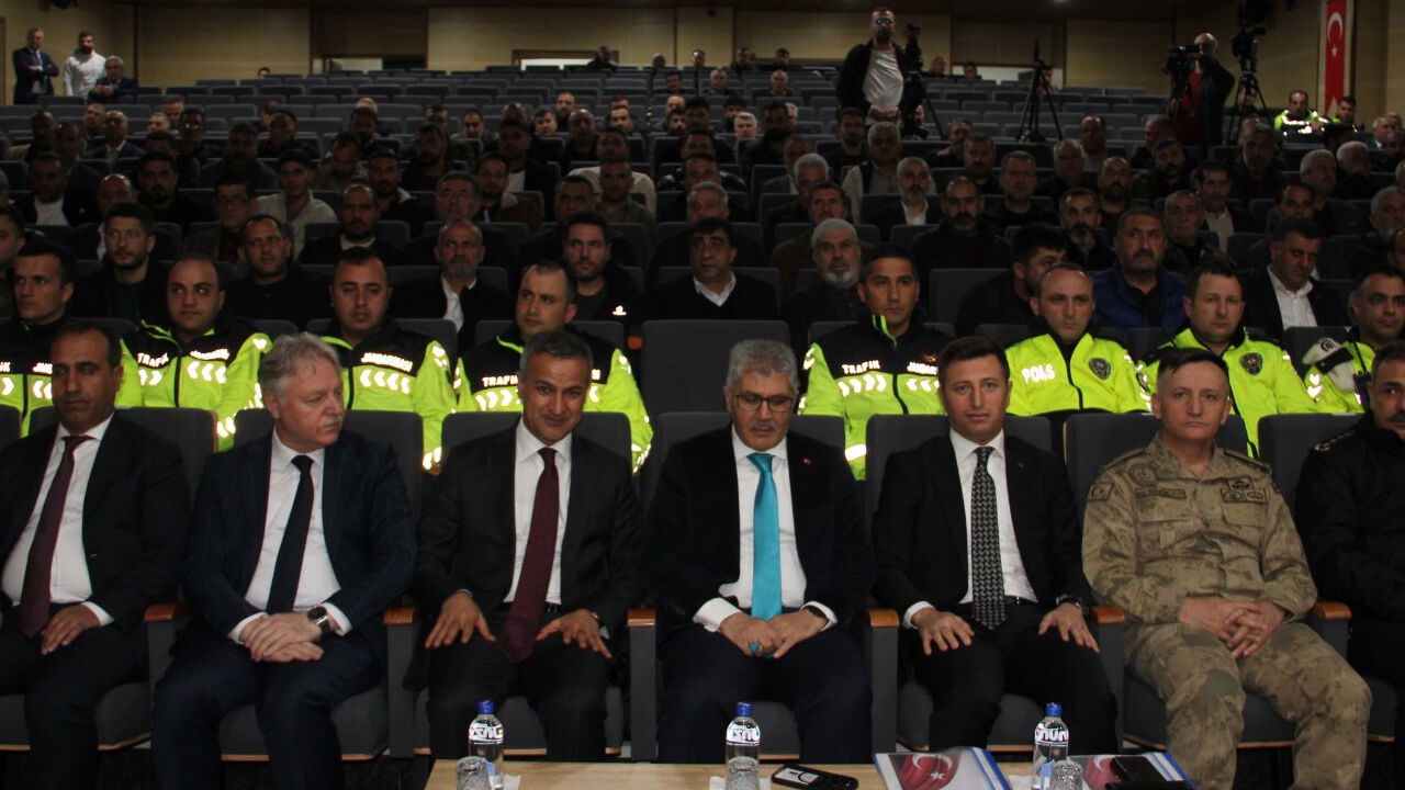 Trafi̇k Toplantisi1