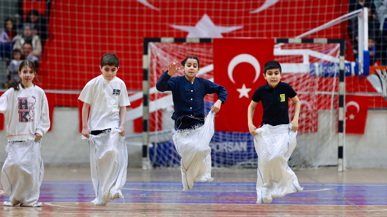 23 Ni̇san Coşkusu3