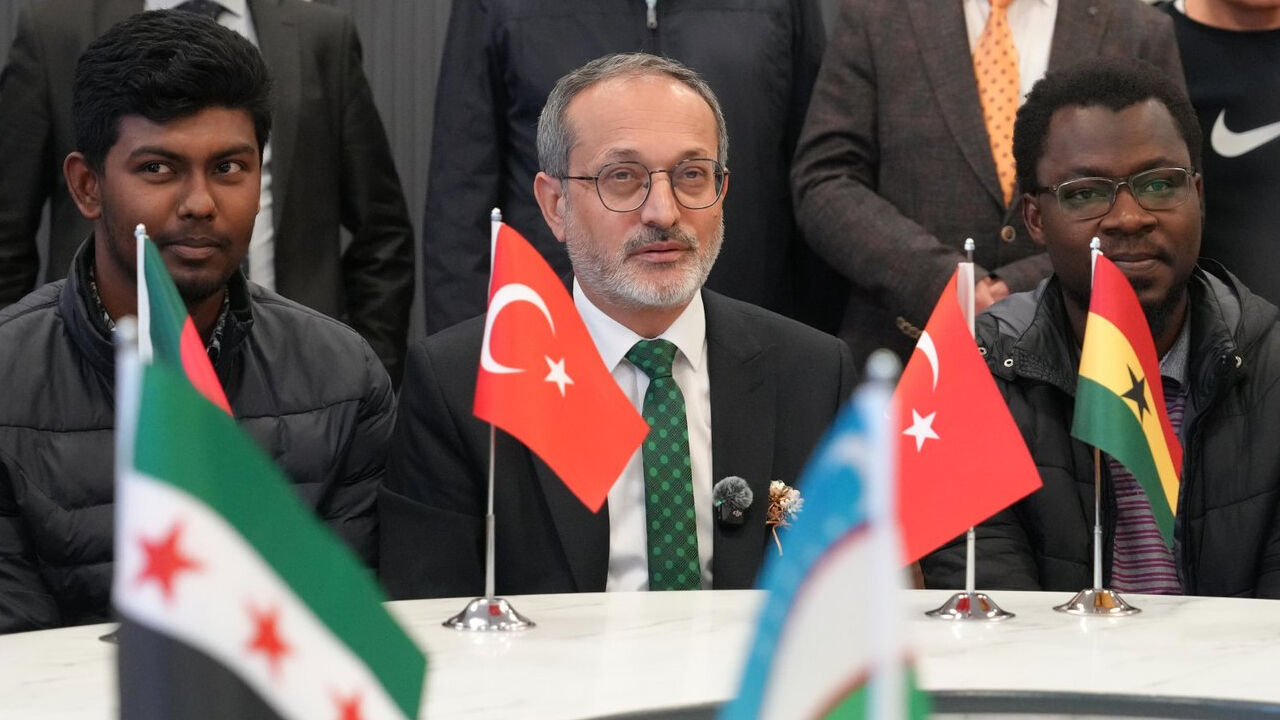 Öğrenci̇ Merkezi̇ Açildi1