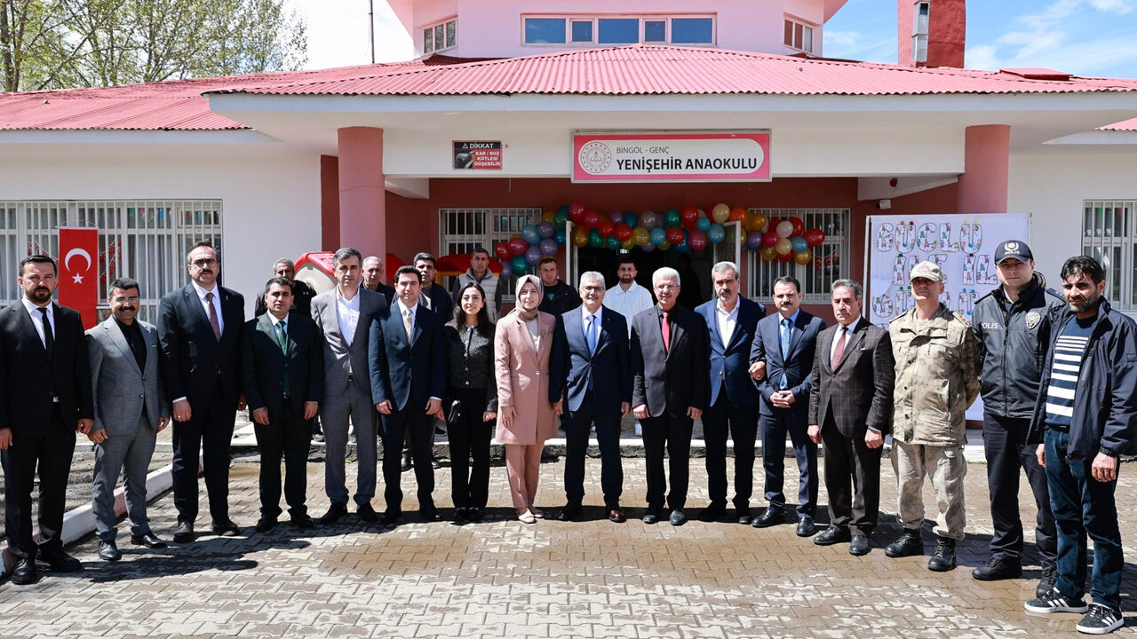 Çocuk Şenli̇ği̇3