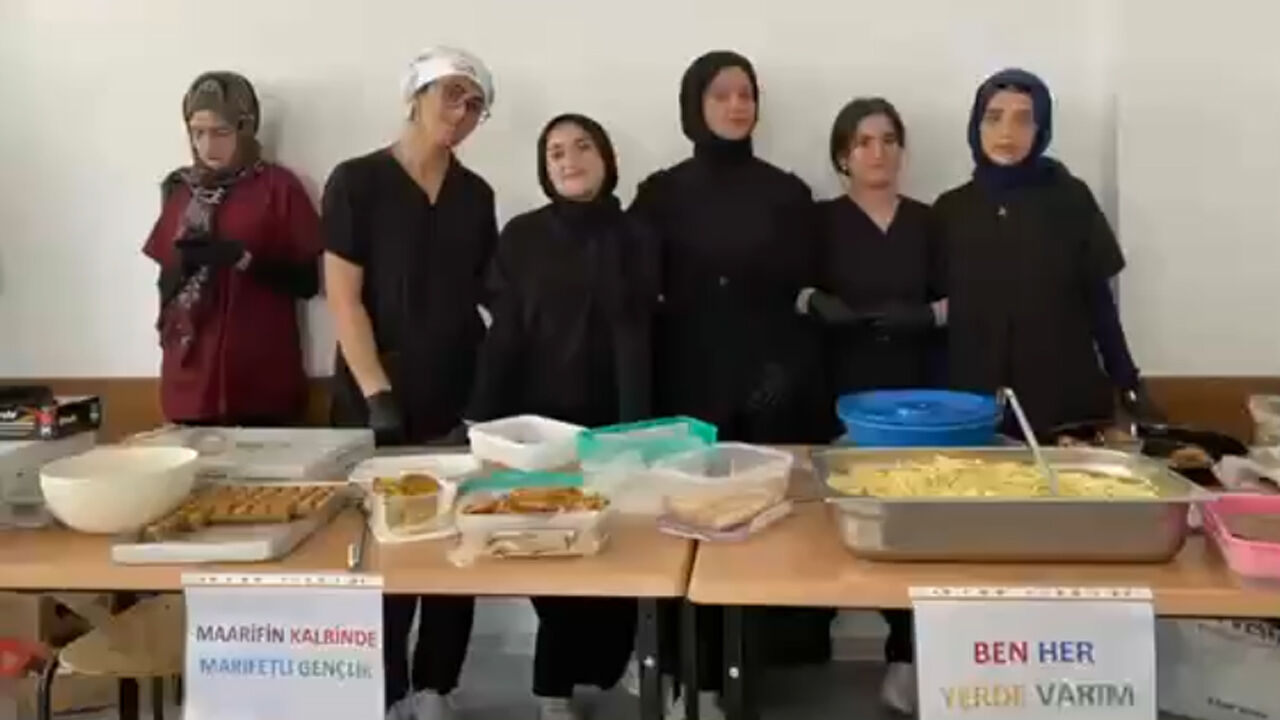 Elmalı Okulu2