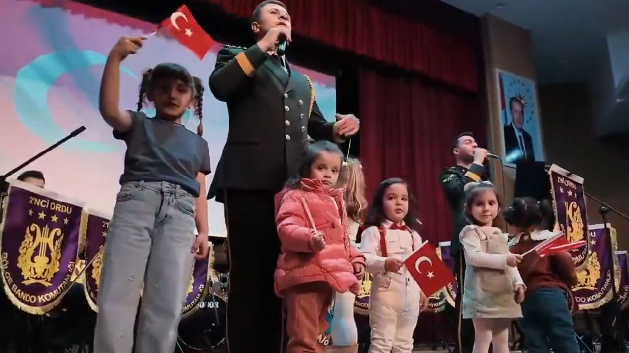 Müzi̇k Zi̇yafeti̇2