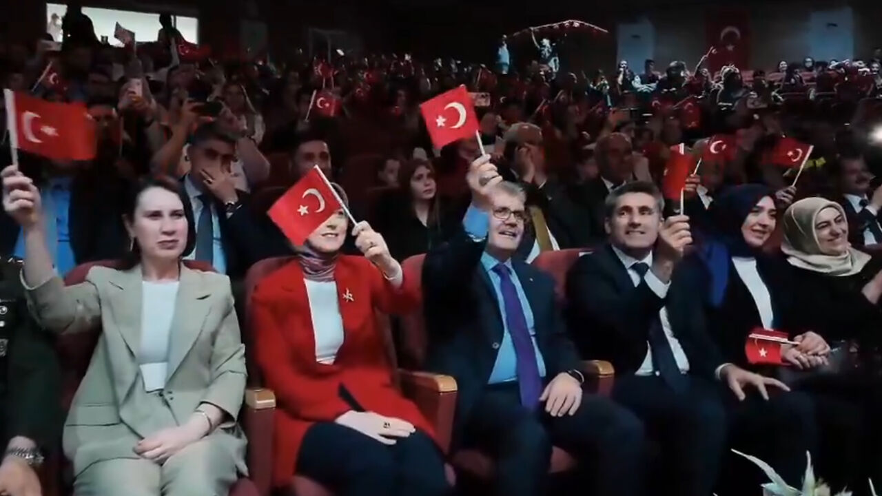 Müzi̇k Zi̇yafeti̇3