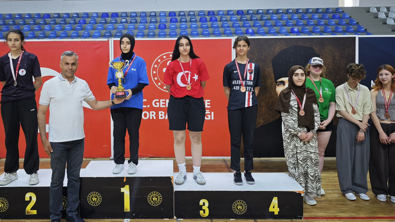 Bi̇ngöl Bali Ödülü3