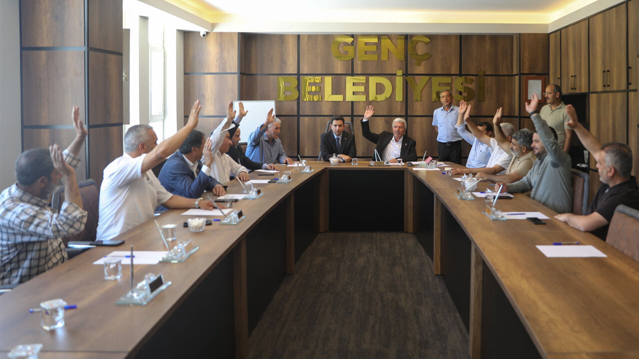 Fahri̇ Hemşeri̇1