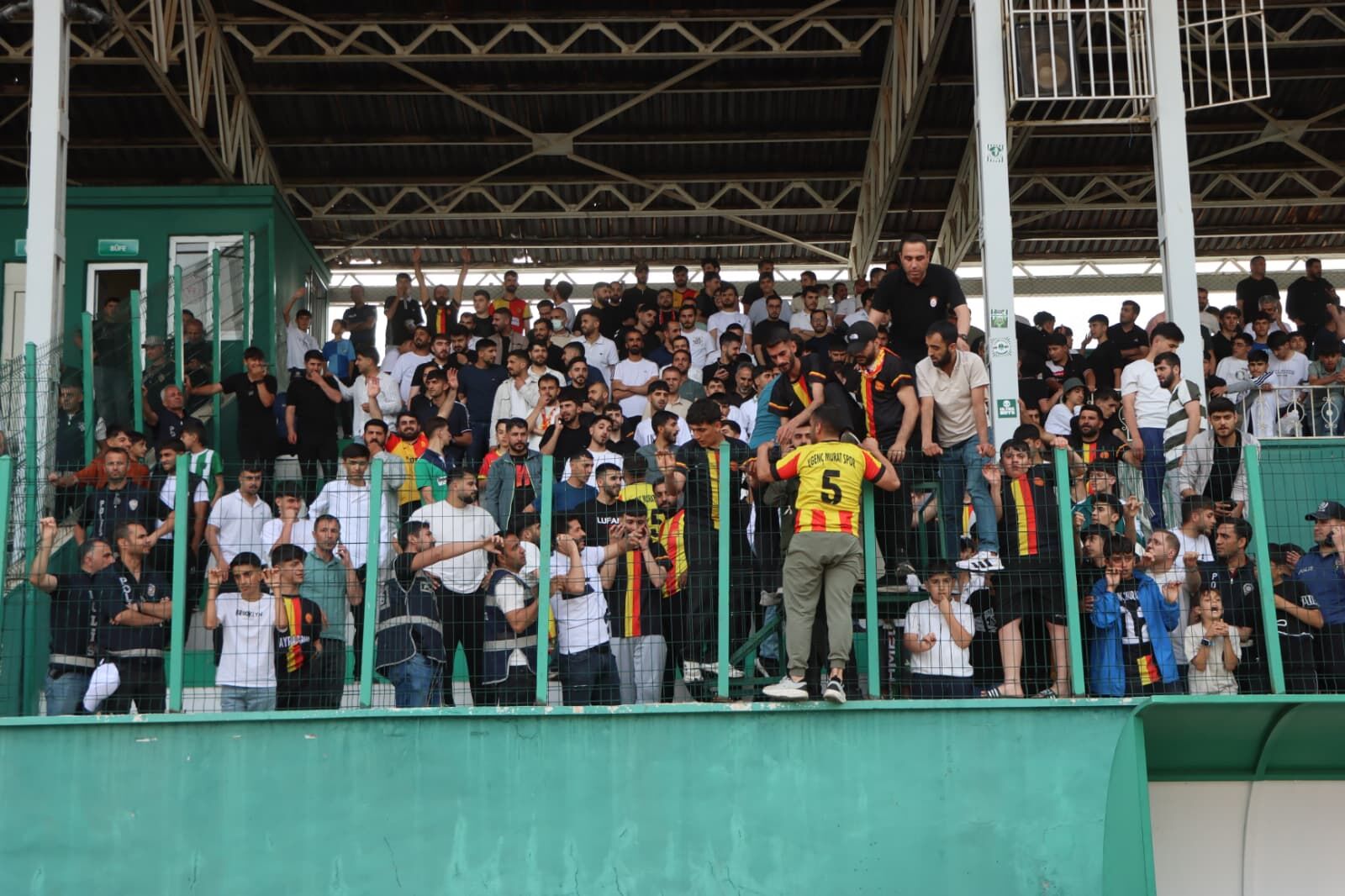 Genç Muratspr Balda Kaldı (4)