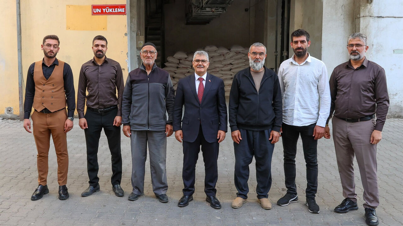 Un Fabri̇kasi1