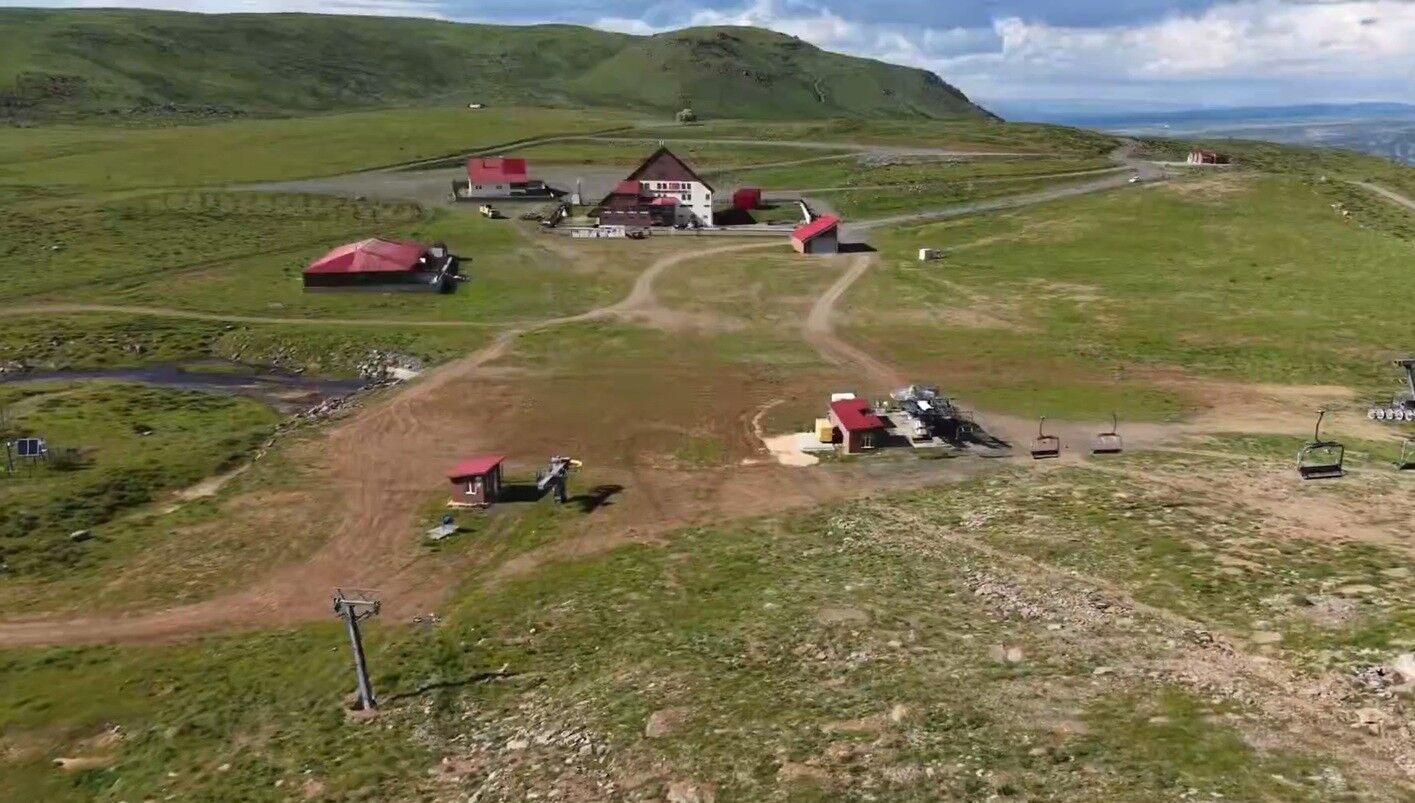 Vali Hesarek Kayak Merkezi (1)