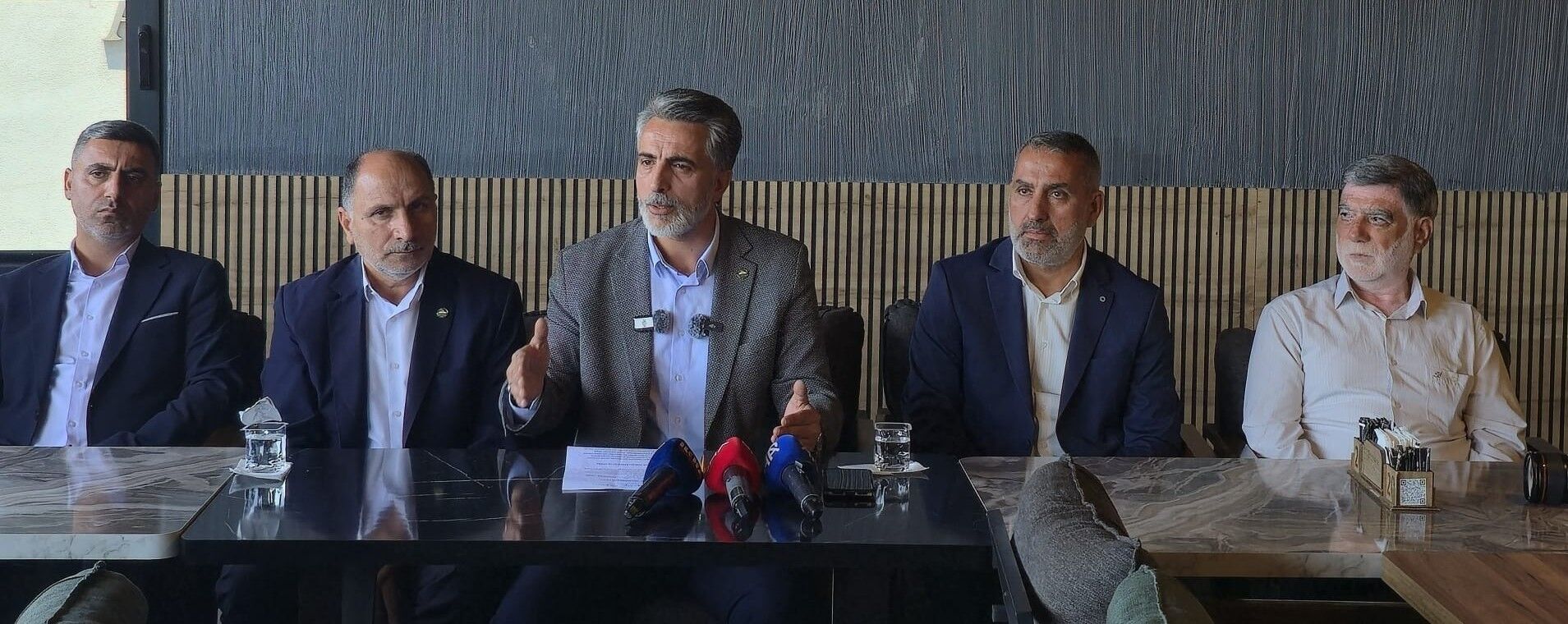 Yunus Emiroğlu Basın Toplantısı (1)