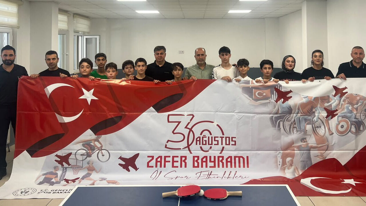 30 Ağustos Masa Tenisi1