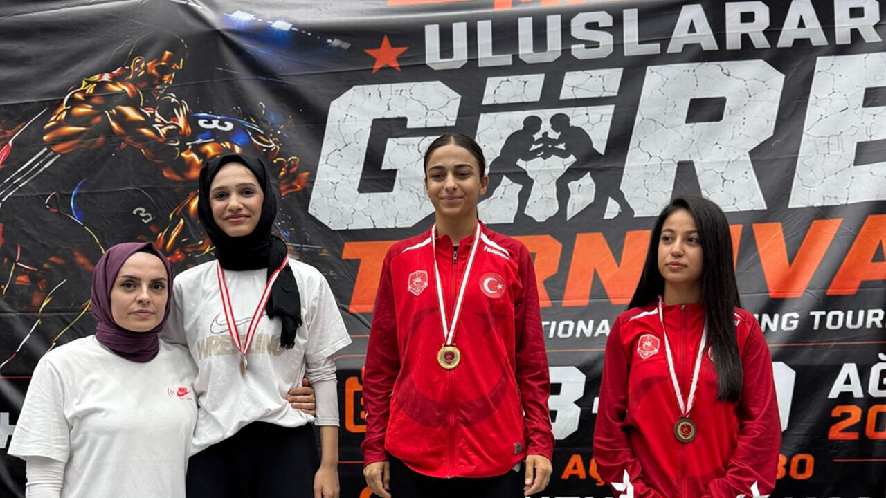 Güreş Başarisi3