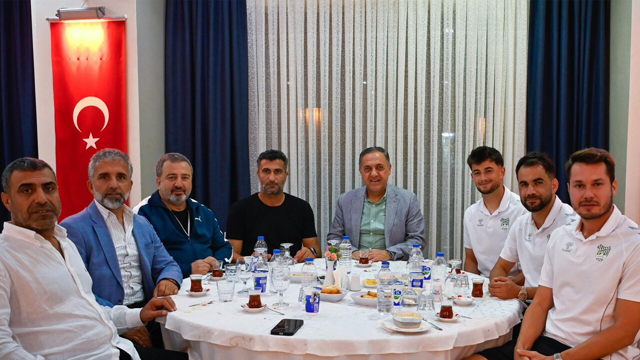 Vali̇ Usta Ağirladi1