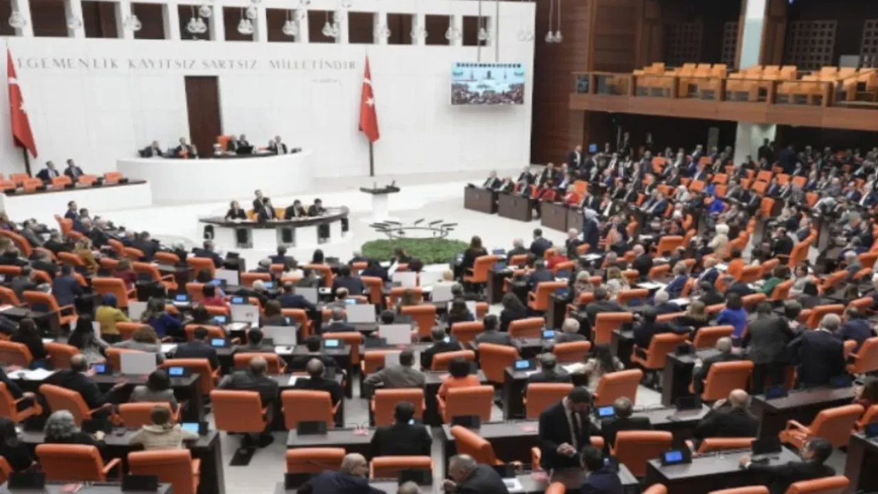 Meclis’te kabul edildi... Aile ve Gençlik Fonu kuruluyor