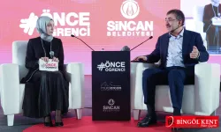 Yılmaz, öğrencilerle bir araya geldi