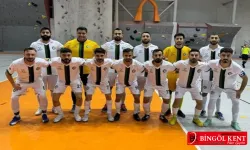 Büyük Bingölspor, son şampiyonun bileğini büktü