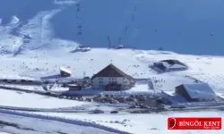 Bingöl'ün gözbebeği Hesarek’te yol ve park sorunu
