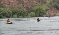 Genç Murat Rafting Takımı Şırnak’ta Gösteri Yaptı