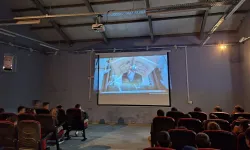 Kiğı'da Gençler İçin 'Sinema Mekanı' Oluşturuldu