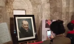 Tarihi Atatürk Portresi Anıtkabir'de Sergileniyor