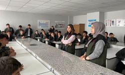 Yüksekova'da Öğrenciler 'Tarım Konusunda' Bilgilendirildi