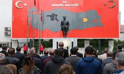 Bingöl'de 19 Mayıs Kutlamaları, Çelenk Sunma Töreni ile Başladı