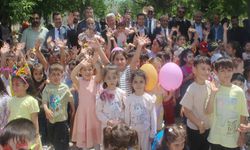 Bingöl'de Okul Öncesi Yılsonu Şenliği Heyecanı
