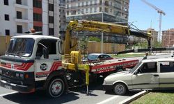 Malatya'da Kamyon Önündeki Otomobile Çarptı