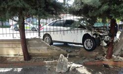Malatya'da Trafik Kazasına Karışan Otomobil Korkuttu