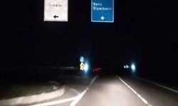 Bingöl'de Araç Farlarıyla Aydınlanan Kavşak!