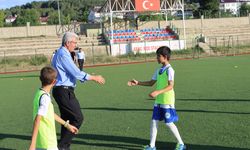 Bingöl'ün İlçesinde Yaz Futbol Kursu Heyecanı!