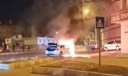 Otomobil Yangını Tartışmaya, Tartışma Kazaya Dönüştü: 3 Yaralı, 4 Araç Hasarlı