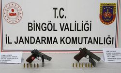 Bingöl'ün Karlıova İlçesinde 2 Tabanca Ele Geçirildi