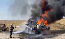 Petrol Sahasında Alev Alan Vinç Küle Döndü