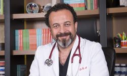 Fitoterapi Uzmanı Dr. Ümit Aktaş Uyarıyor: Kansere Giden Yol Sofradan Geçiyor!