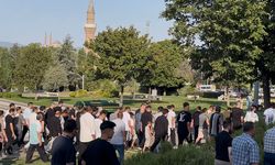 Bursa’da 3 çocuk annesi kadın son yolculuğuna uğurlandı