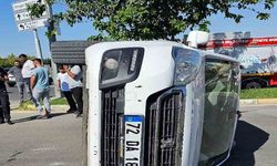 Batman'da Otomobille Çarpışan Araç Devrildi: 1 Yaralı